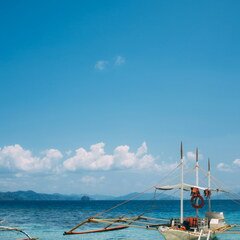 sailing outrigger
