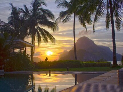 A pool overlooking the sea